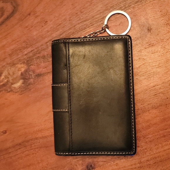 Coach - Picture 7 of 7